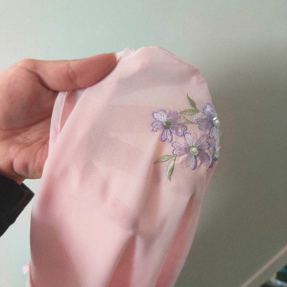 🧸 SOLD 🧸Baby Pink Cottagecore Floral Chiffon Top - Picture 6 of 11